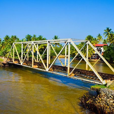 Tenasi Beach Resort Ahangama Eksteriør billede