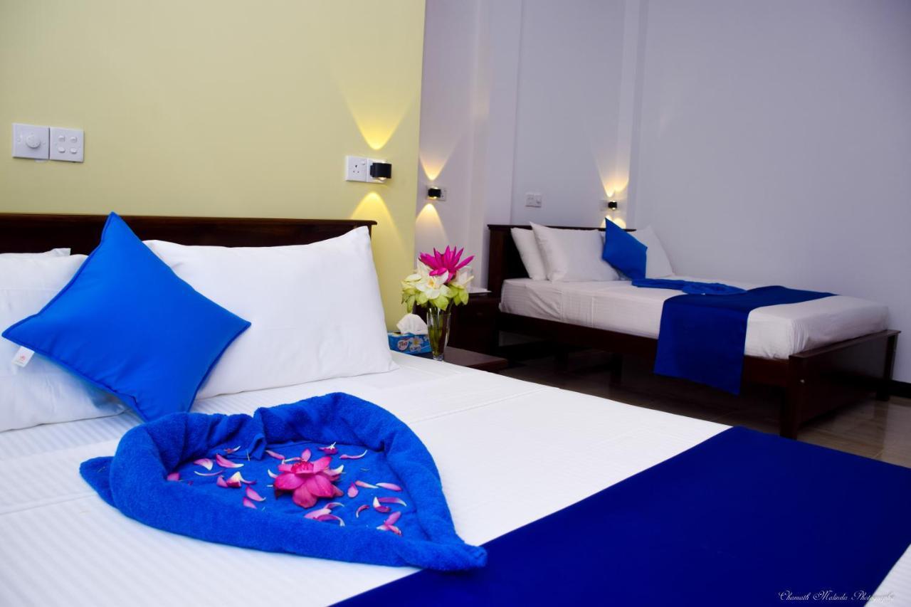 Tenasi Beach Resort Ahangama Eksteriør billede