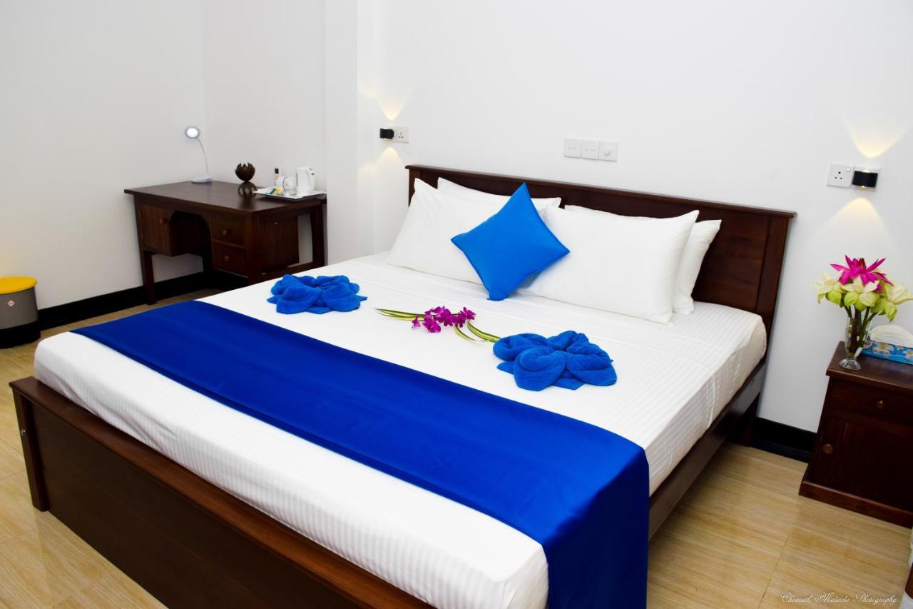 Tenasi Beach Resort Ahangama Eksteriør billede